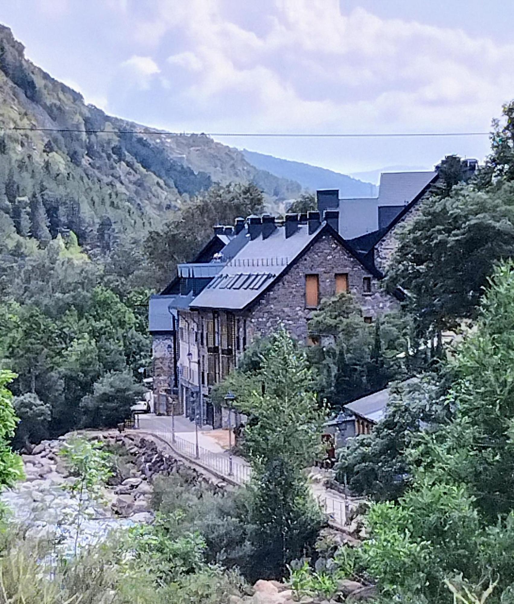 Апартаменты Atico La Flor Del Sol Канфранк Экстерьер фото
